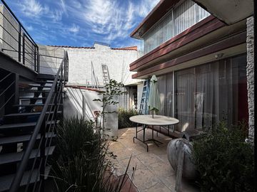 VENTA DE CASA  AV. 15 DE MAYO