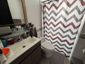 VENTA DE CASA  AV. 15 DE MAYO
