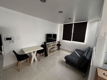 VENTA DE CASA  AV. 15 DE MAYO