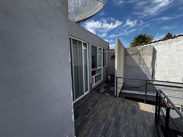 VENTA DE CASA  AV. 15 DE MAYO