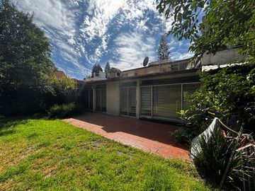 VENTA DE CASA  AV. 15 DE MAYO