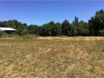 CASA EN VENTA AMPLIO TERRENO VILLARRICA