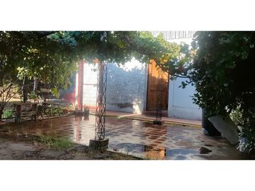 ¡Casa para remodelar en Conchalí con Jardín