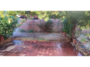 ¡Casa para remodelar en Conchalí con Jardín