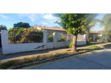 ¡Casa para remodelar en Conchalí con Jardín