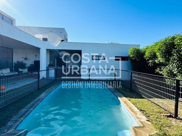 Amplia casa Curauma
