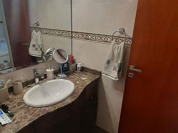 PH en venta - 4 Dormitorios 2 Baños - Cochera - 254Mts2 - Barracas