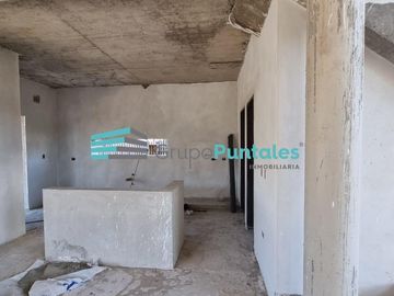 Casa con obra gris completa en Barrio Lagos de Canning, muy prolija