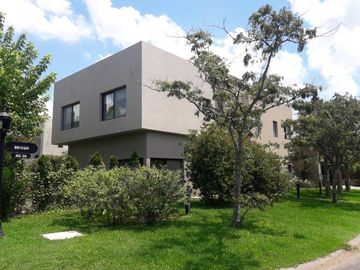 Casa - Santa Maria De Tigre