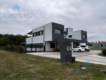 Venta Casa 7 ambientes La Magdalena Canning