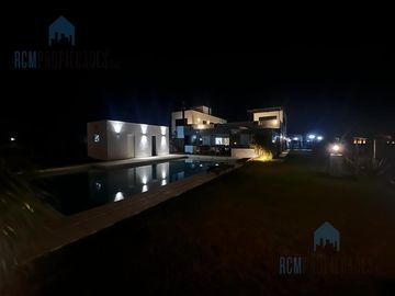 Venta Casa 7 ambientes La Magdalena Canning