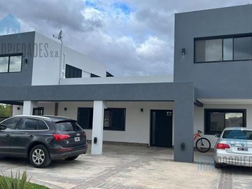 Venta Casa 7 ambientes La Magdalena Canning