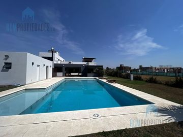 Venta Casa 7 ambientes La Magdalena Canning