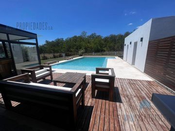 Venta Casa 7 ambientes La Magdalena Canning