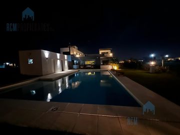 Venta Casa 7 ambientes La Magdalena Canning