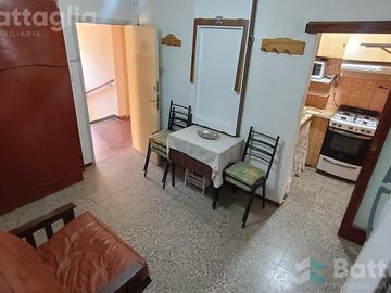 OPORTUNIDAD monoambiente sobre peatonal en San Bernardo Del Tuyu