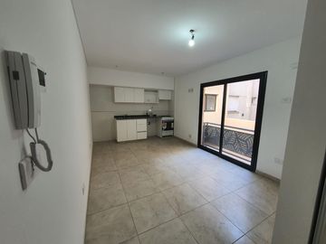 Departamento monoambiente en excelente ubicacion en lomas de zamora