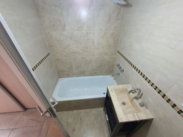 Departamento monoambiente en excelente ubicacion en lomas de zamora