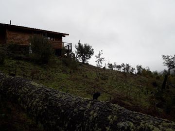 HERMOSA CABAÑA EN PASAJE PUERTO PATRIADA - CHUBUT