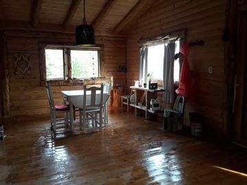 HERMOSA CABAÑA EN PASAJE PUERTO PATRIADA - CHUBUT