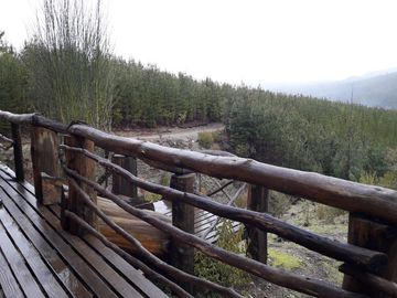 HERMOSA CABAÑA EN PASAJE PUERTO PATRIADA - CHUBUT