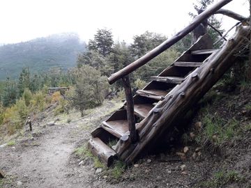 HERMOSA CABAÑA EN PASAJE PUERTO PATRIADA - CHUBUT