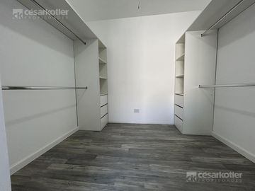PH a estrenar, 3 ambientes, con cochera y patio