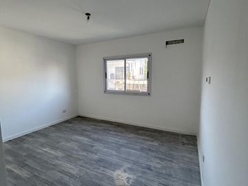 PH a estrenar, 3 ambientes, con cochera y patio