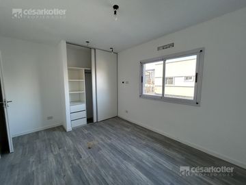 PH a estrenar, 3 ambientes, con cochera y patio