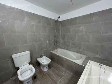 PH a estrenar, 3 ambientes, con cochera y patio