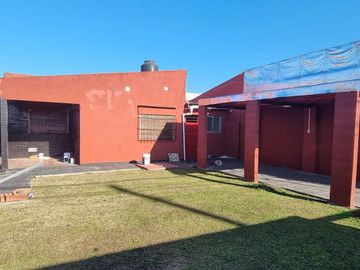 Casa - Luis Guillon