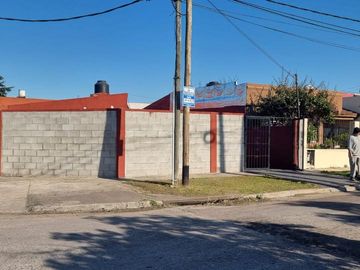 Casa - Luis Guillon