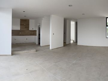 CASA EN VENTA EN EL CONDADO CORREGIDORA QUERETARO