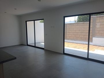 CASA EN VENTA EN SAN ISIDRO JURIQUILLA, QUERÉTARO