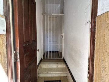 Venta de PH de 2 ambientes con cochera en Quilmes