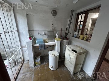 Venta de PH de 2 ambientes con cochera en Quilmes