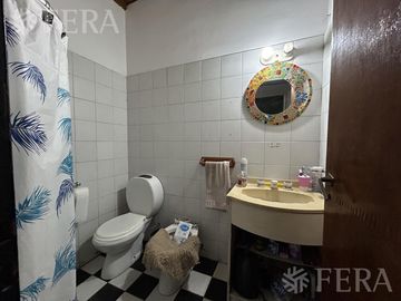 Venta de PH de 2 ambientes con cochera en Quilmes