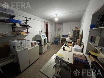 Venta de PH de 2 ambientes con cochera en Quilmes