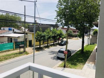 Dos ambientes con cochera a 4 cuadras del mar Mar de Ajó