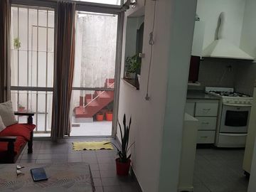 PH DE 2 AMBIENTES  CON PATIO Y TERRAZA EN BANFIELD