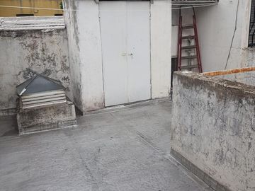 PH DE 2 AMBIENTES  CON PATIO Y TERRAZA EN BANFIELD