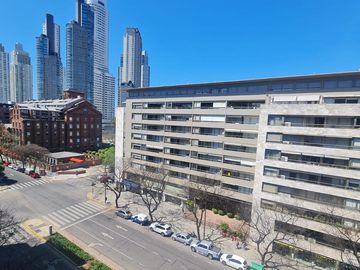 Departamento 3 ambientes - con cochera - Puerto Madero