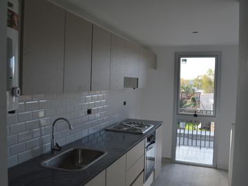 Venta - Departamento Apto Profesional, 2 Ambientes, Balcón y Parrilla - Tigre, Zona Norte