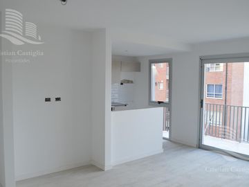Venta - Departamento Apto Profesional, 2 Ambientes, Balcón y Parrilla - Tigre, Zona Norte