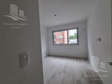 Venta - Departamento Apto Profesional, 2 Ambientes, Balcón y Parrilla - Tigre, Zona Norte