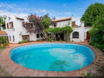 Casa - Venta -  La Lucila