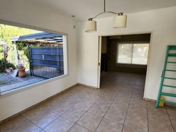 Casa en Canning (E. Echeverria)