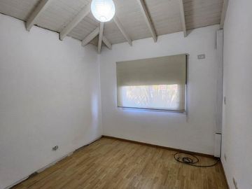 Casa en Canning (E. Echeverria)