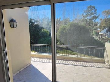 Casa en Canning (E. Echeverria)