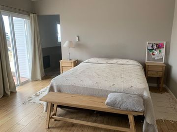 CASA EN VENTA, 6 AMBIENTES, SAN SEBASTIAN, AREA 10